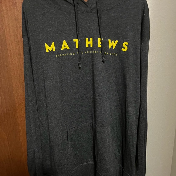 Mathews Archery Light Hoodie 